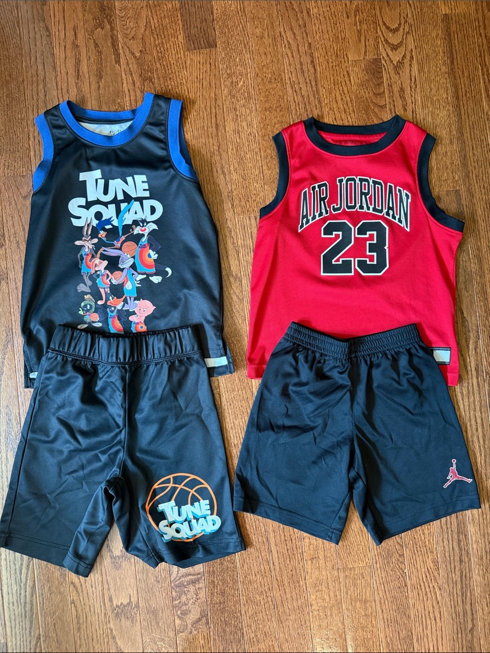 Boys size 6/7 Jordan Air Jordan 23' Tank Top Jersey & shorts & Space Jam outfit